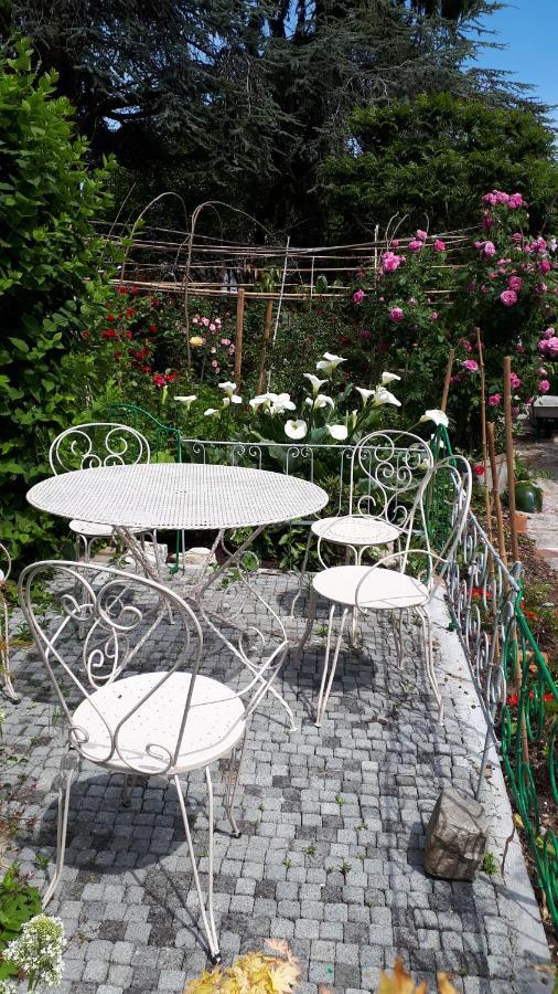 Le Jardin Des Merveilles Saint-Pierre-d'Autils Kültér fotó